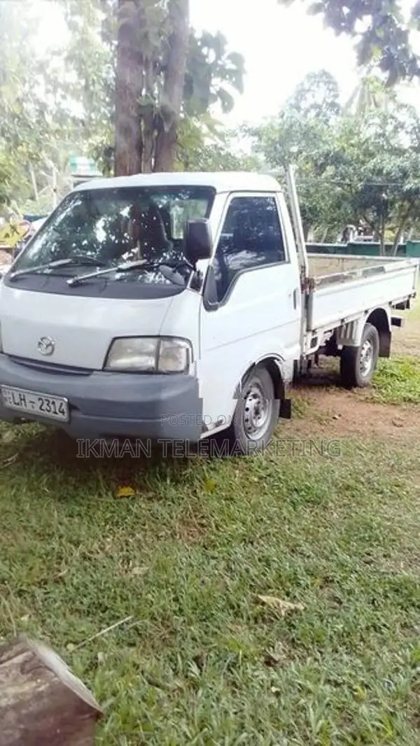 Mazda Bongo 2005