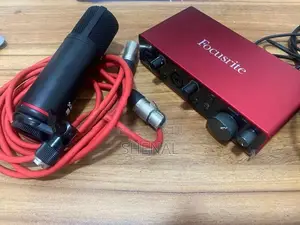 Focusrite Scarlett 2i2 3rd Gen Bundle