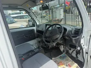 Nissan Clipper Half Body Lorry 2024