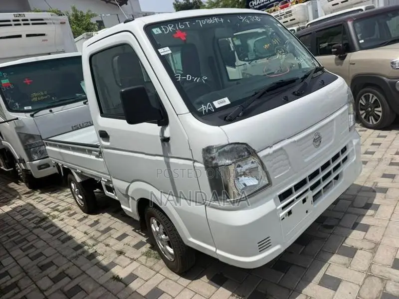 Nissan Clipper Half Body Lorry 2024