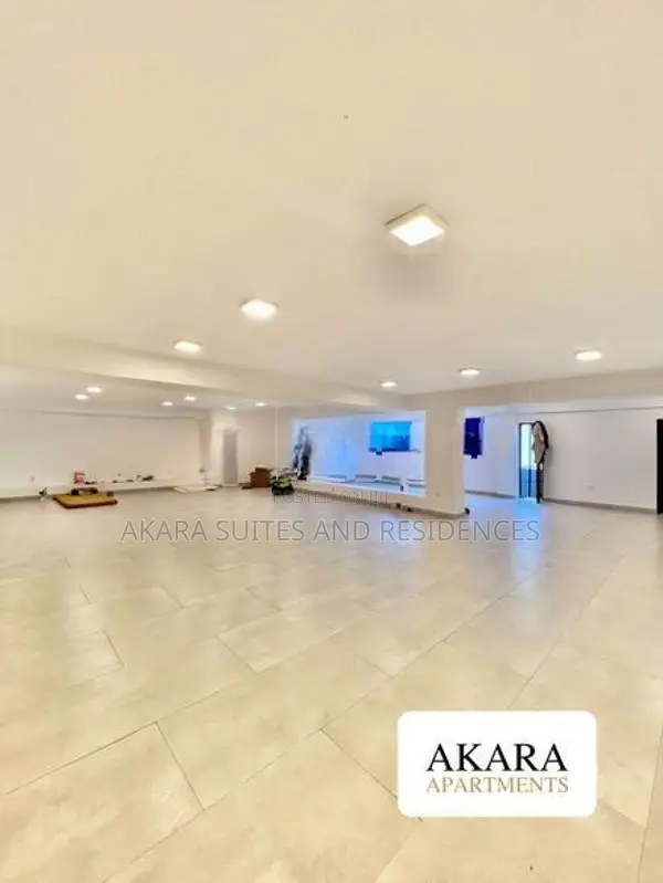 19,750 Sq ft - Commercial Building for Rent CP52842