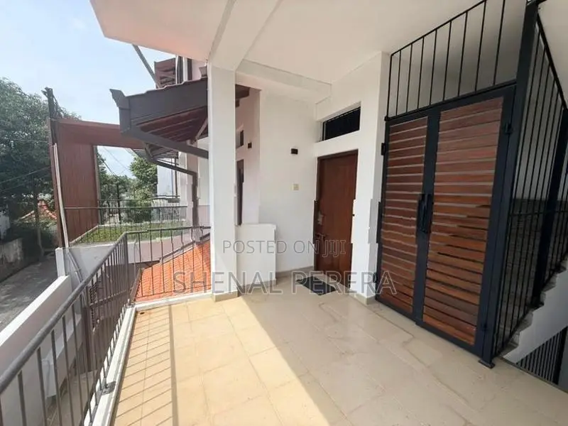 First-Floor House for Rent Ratmalana