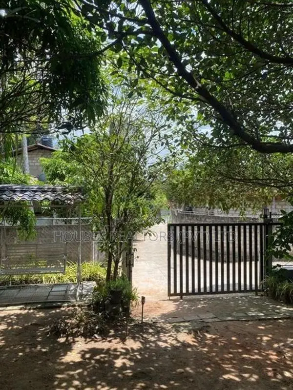 Spacious House with 15 Perches Land for Sale in Yakkala