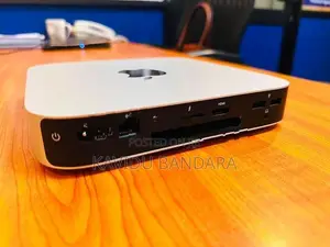 Apple Mac Mini M2 (2023) 8GB/256GB + Hagibis USB-C Hub Enclosure