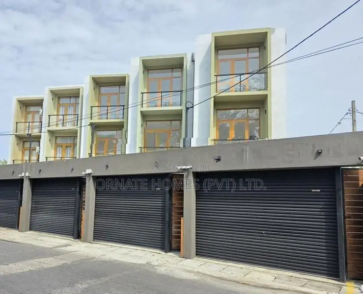 Luxury House for Sale - Nugegoda, Delkanda
