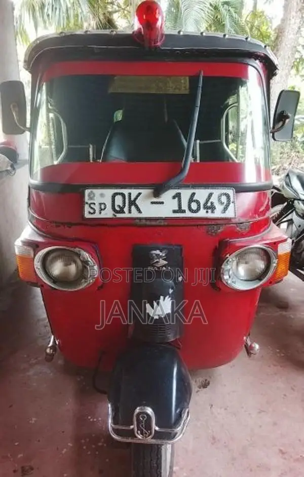 Bajaj RE 207 2007