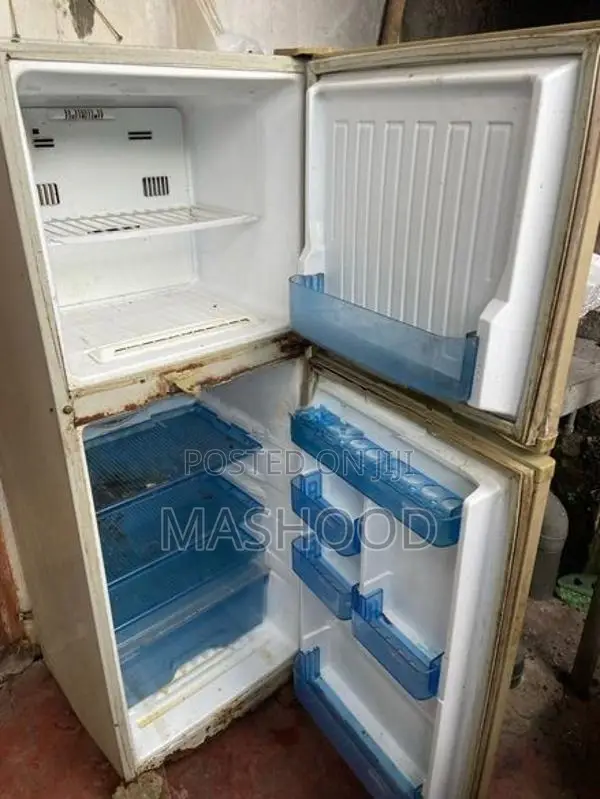 SINGER DOUBLE DOORE REFRIGERATOR
