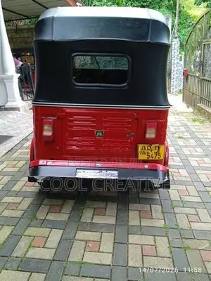 Bajaj RE 2014