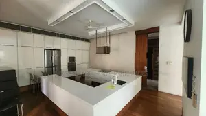 16,000 Sq.ft - Commercial House for Rent CP38667