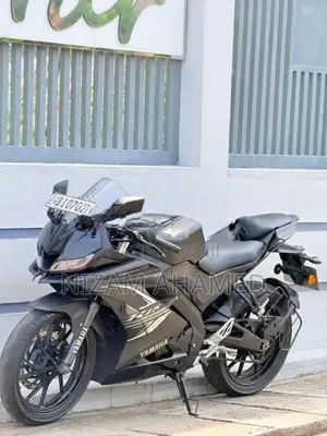 Yamaha R15 EFI 2020