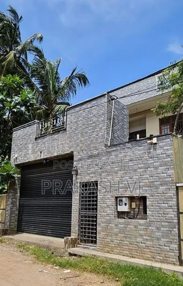 House for Sale - Wattala Hekitta Lane