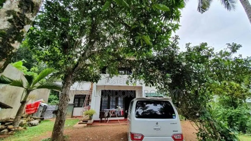 2 Story House for Sale - Thalawathugoda