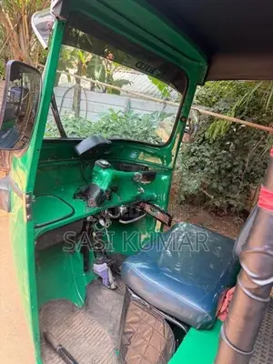 Bajaj RE 2007