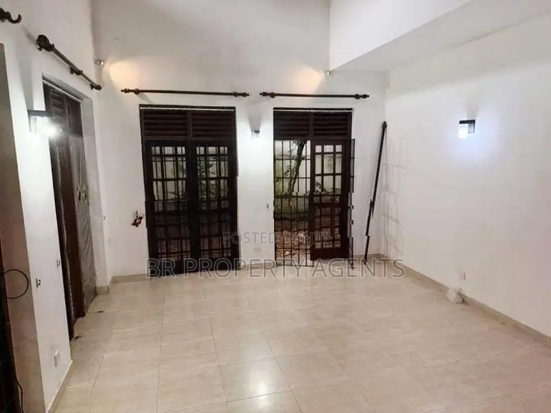 Two Story House for Sale in Kalubowila
