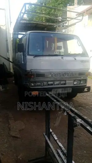 Toyota Crew Cab Body