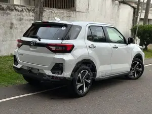 Toyota Raize Z 2025