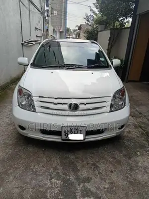 Toyota IST 2007