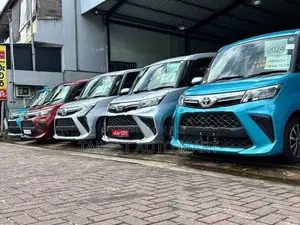 Toyota Roomy 2025