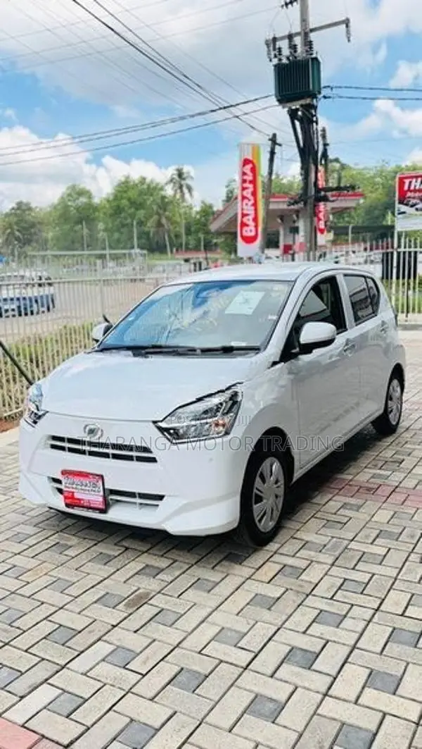 Daihatsu Mira X Grade 2025