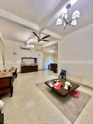 13,000 Sq.ft - Commercial Building & House for Rent CP47019