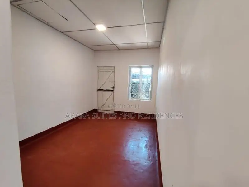 5,000 Sq.Ft - Commercial House for Rent Cp24005