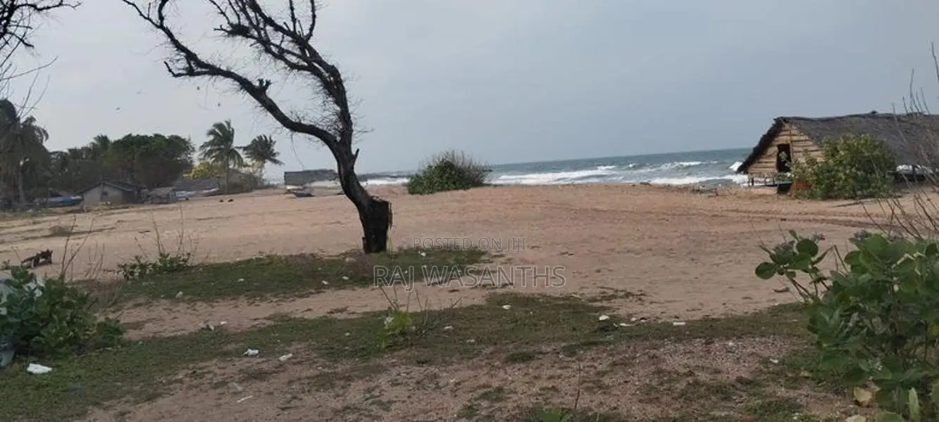 Beach Front Land for Sale Kuchchaveli