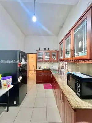 13,000 Sq.ft - Commercial Building & House for Rent CP47019