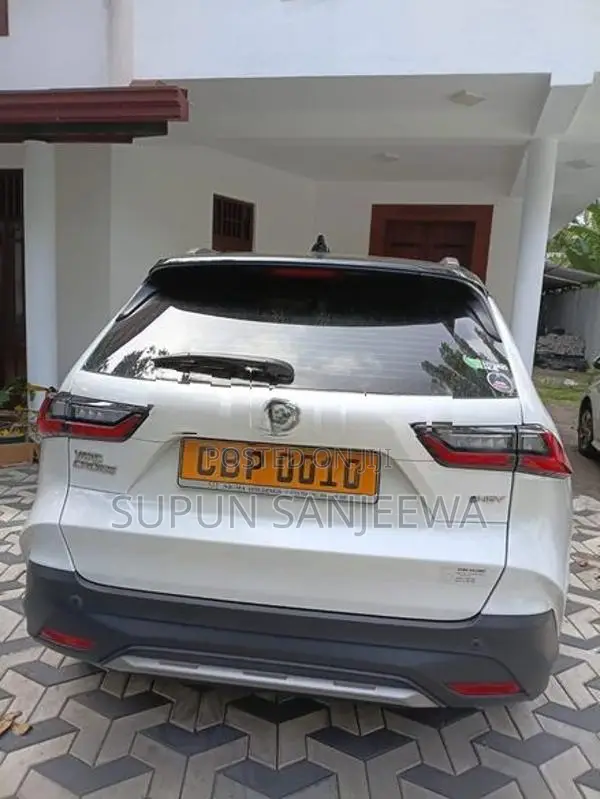 Toyota Yaris Cross 2025