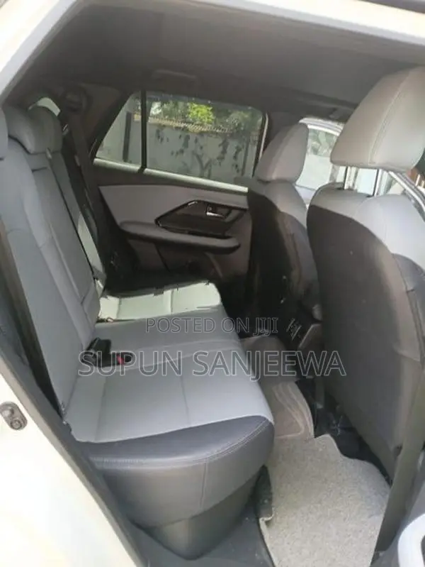Toyota Yaris Cross 2025