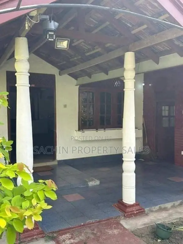 House for Sale in Nalluruwa-Panadura
