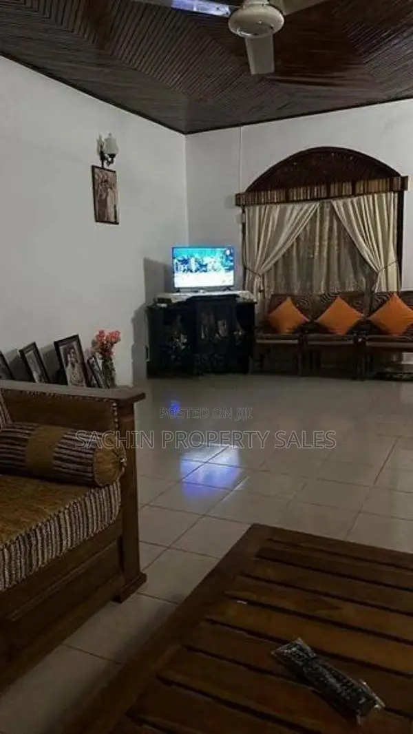 House for Sale in Nalluruwa-Panadura