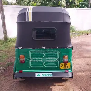 Bajaj RE 2010