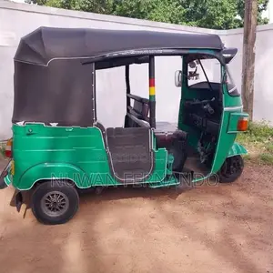 Bajaj RE 2010