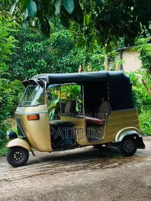 Bajaj RE 1998