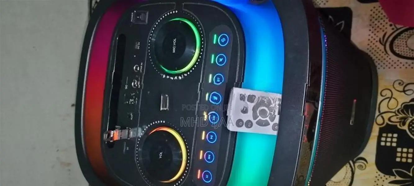 Brodu Party Speaker