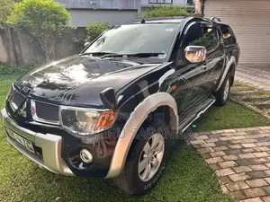 Mitsubishi L200 Animal 2006