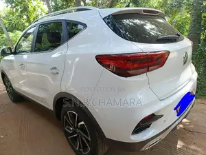 MG ZS MCE 2025