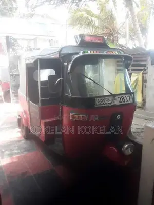 Bajaj RE 2001