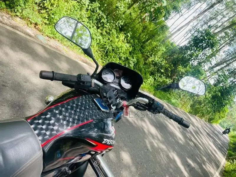 Bajaj Discover 2010