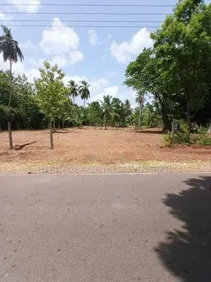 පුජා නගරයෙන්ම පර්ච් 10ක් විකිනිමට