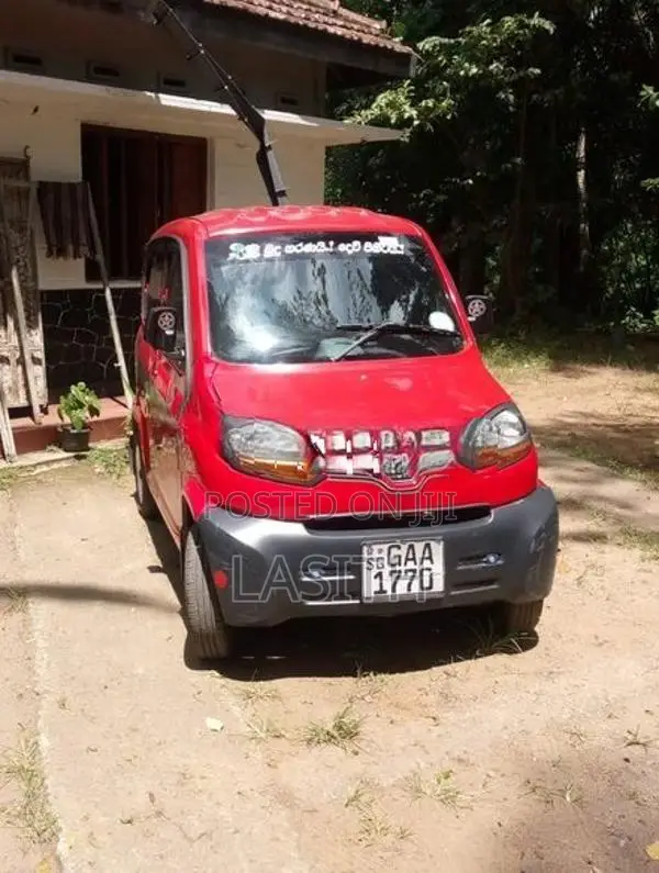 Bajaj Qute 2019