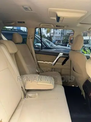 Toyota Land Cruiser Prado Diesel LC5 2014