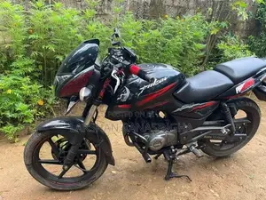 Bajaj Pulsar 180 2018