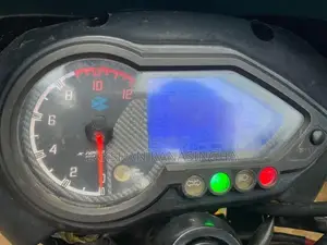 Bajaj Pulsar 180 2018