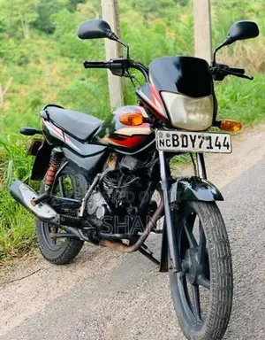 Bajaj Platina 100 2016