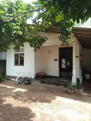 කදාන කපුවාගාර පල්ලිය අසල පර්චස් 10 ඉඩම සමග නව නිවස