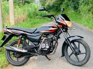 Bajaj Platina 100 2016