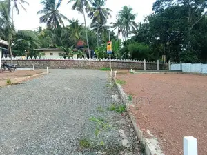 Land in Kandana City Limit