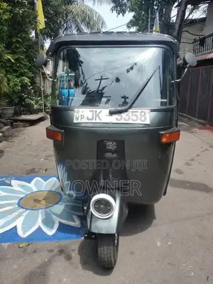 Bajaj RE 2004