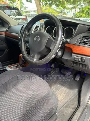 Nissan Bluebird Sylphy 2010